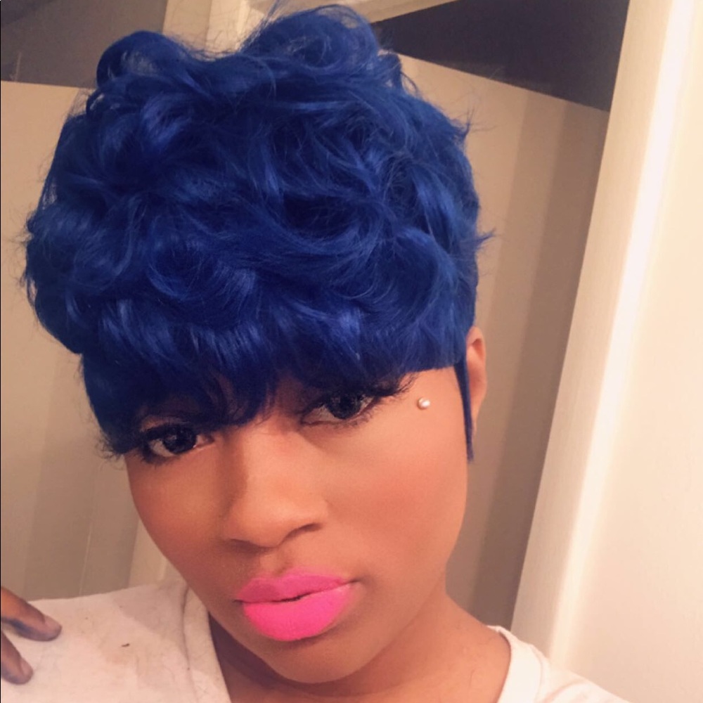 Short wig - Picture 3 of 7